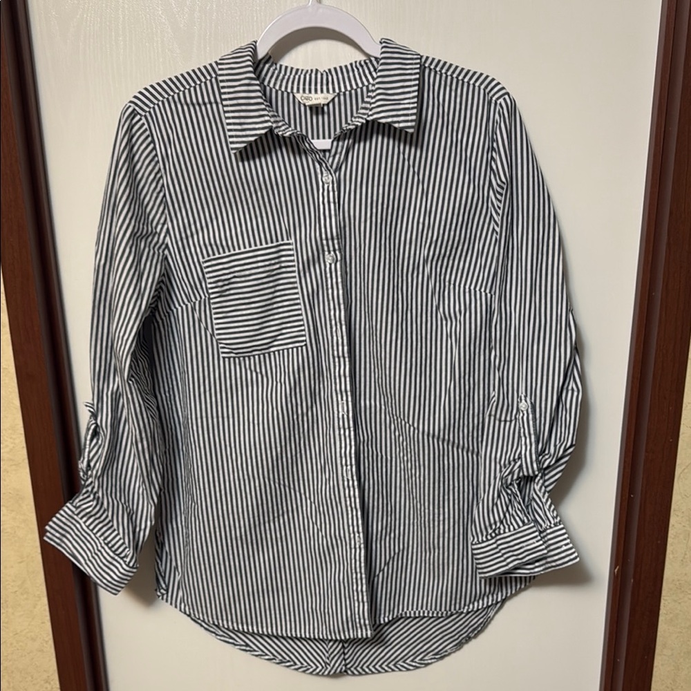 Cato Women’s Black and White Striped Button-Up Shirt Size L
